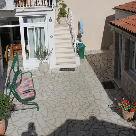 Διαμέρισμα Slano 4744b Grgurici