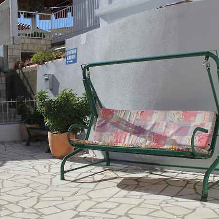 Διαμέρισμα Slano 4744b Grgurici