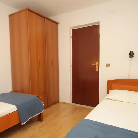 Διαμέρισμα Slano 4744b Grgurici